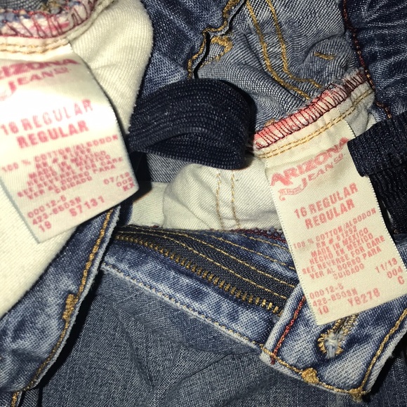 ๐ 2 Pairs Arizona Jeans ๐ ๐ - Picture 7 of 7